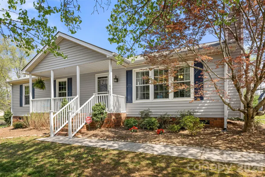 8919 W Meadow Ridge Road, Fort Mill, SC 29707 - #2