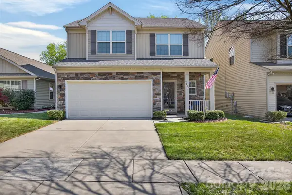 9417 Tavistock Court, Matthews, NC 28105