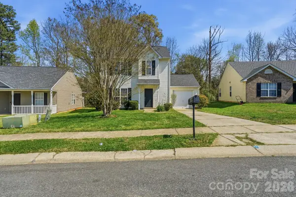 836 Almora Drive, Charlotte, NC 28216