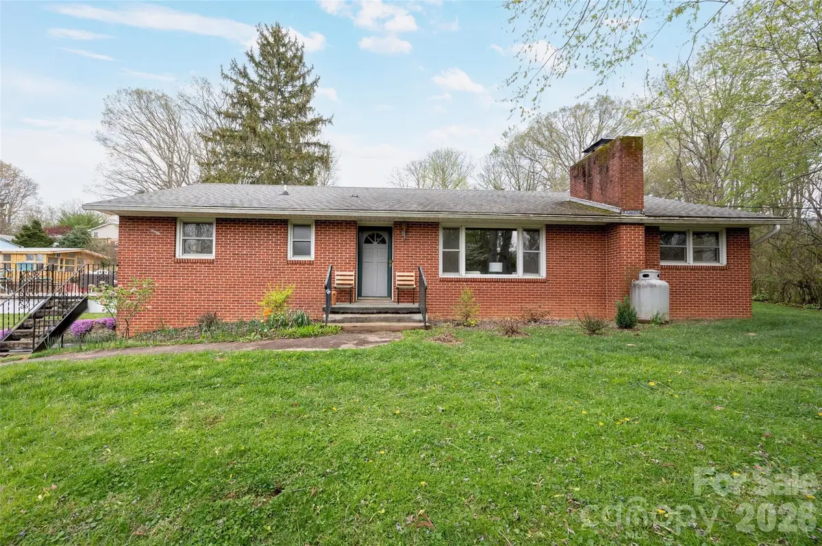 19 Wentworth Avenue, Asheville, NC 28803 - #1