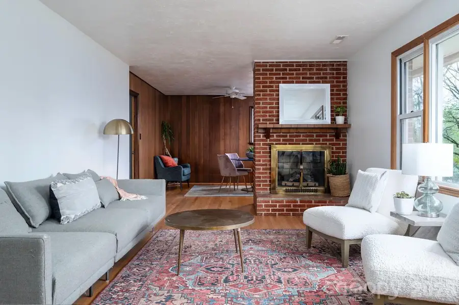 19 Wentworth Avenue, Asheville, NC 28803 - #3