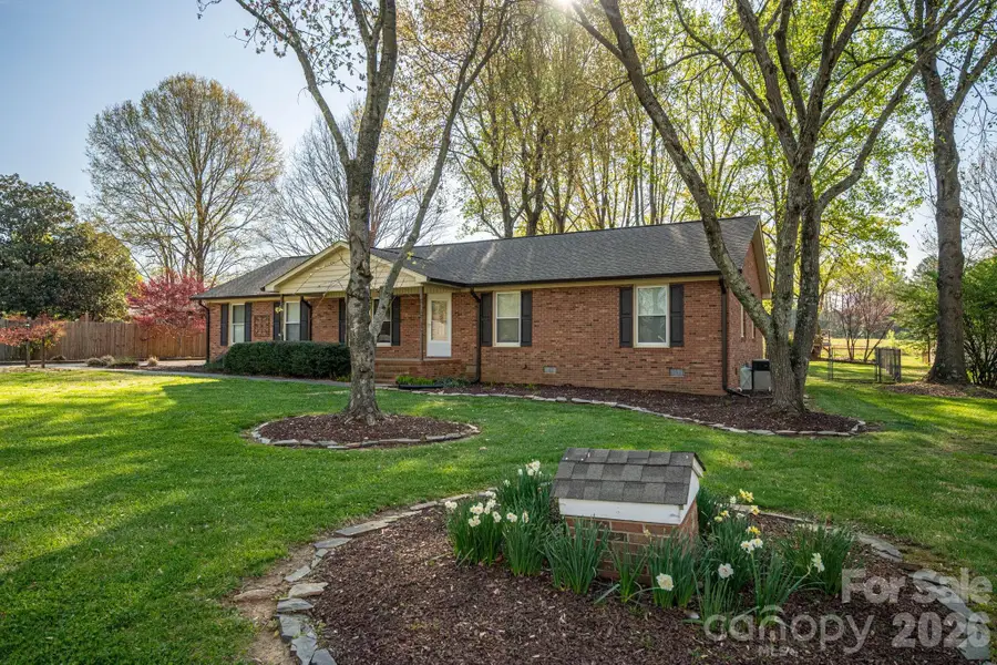 1624 Oak Trail Lane, Charlotte, NC 28216 - #2