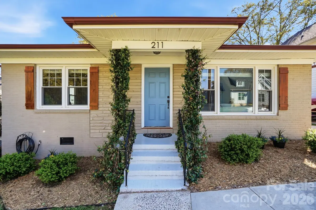 211 Cedar Street, Belmont, NC 28012 - #1