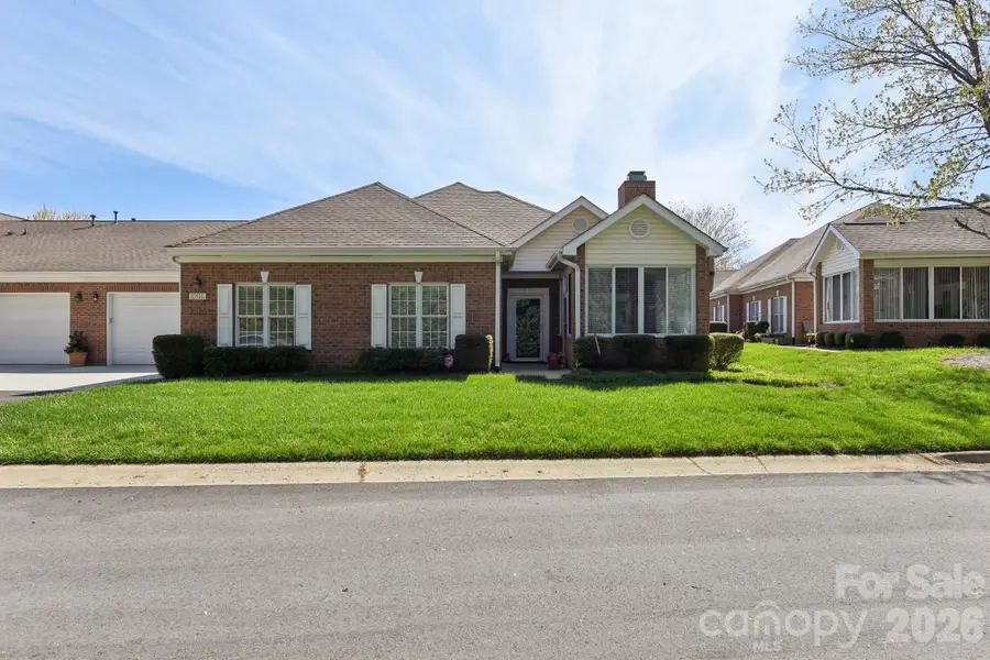 10816 Willow Crossing Drive, Charlotte, NC 28210 - #3