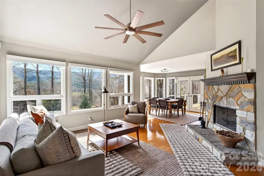 525 Blue Ridge Drive N, Marion, NC 28752 - #2