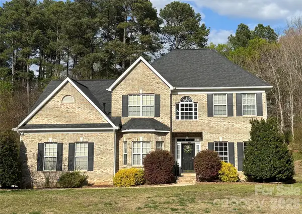 5367 Harvest Hill Drive, Harrisburg, NC 28075