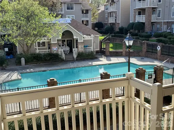 5003 Sharon Road #Q, Charlotte, NC 28210