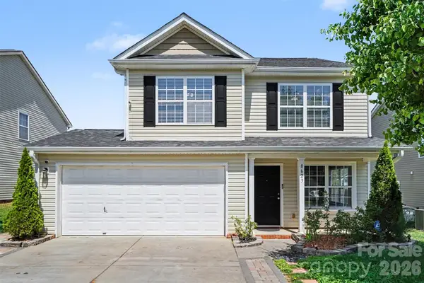 8623 Strider Drive, Charlotte, NC 28212