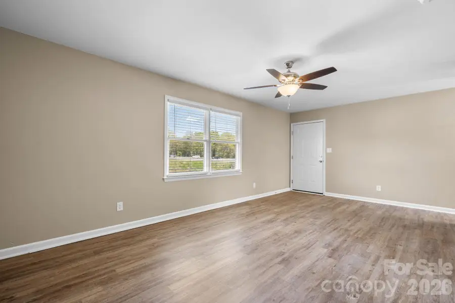 525 12th Street Sw #30, Hickory, NC 28602 - #3