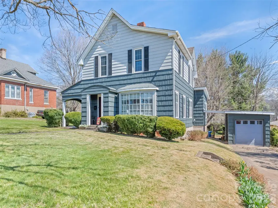 151 Hampton Heights, Canton, NC 28716 - #2