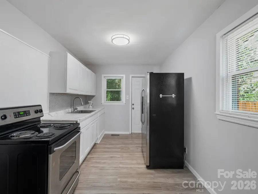 1609 Taylor Avenue, Charlotte, NC 28216 - #3