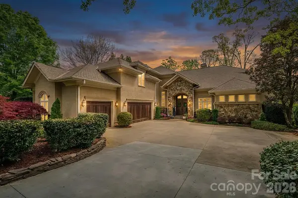 11808 Pleasant Wyatt Place, Charlotte, NC 28277