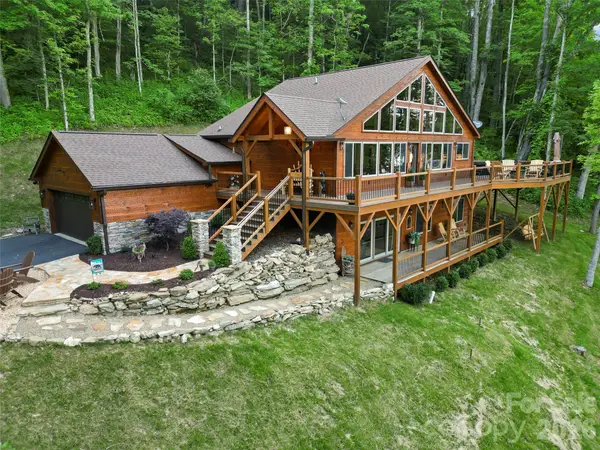 85 Iga Trail, Maggie Valley, NC 28751