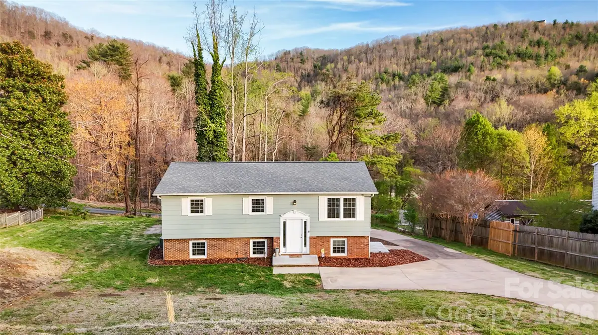 110 Winchester Drive, Lenoir, NC 28645 - #1