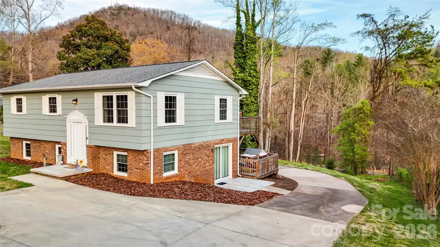 110 Winchester Drive, Lenoir, NC 28645 - #3