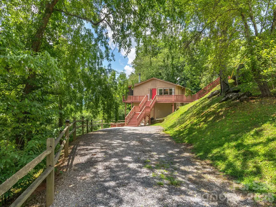 1541 Utah Mountain Road, Waynesville, NC 28785 - #3