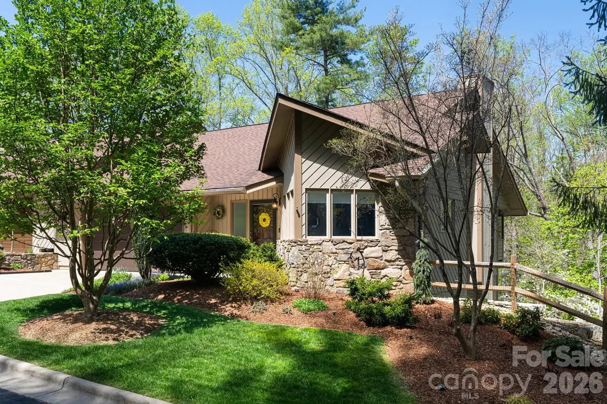 1002 Timber Lane, Asheville, NC 28804 - #1