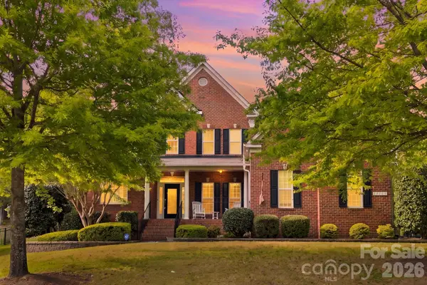13633 Glen Abbey Drive, Charlotte, NC 28278