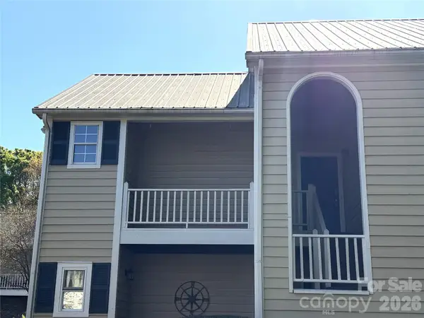 3200 Selwyn Farms Lane #6, Charlotte, NC 28209