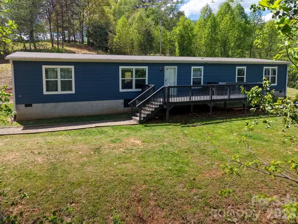 87 Horseback Lane, Marshall, NC 28753