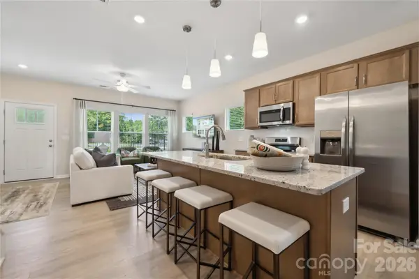 5617 Retledge Street, Charlotte, NC 28269