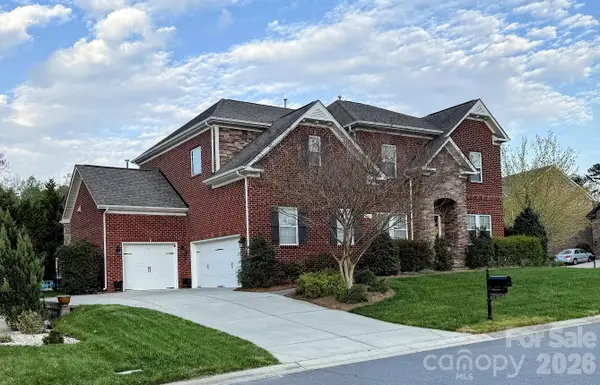 2604 Mchanna Point, Tega Cay, SC 29708