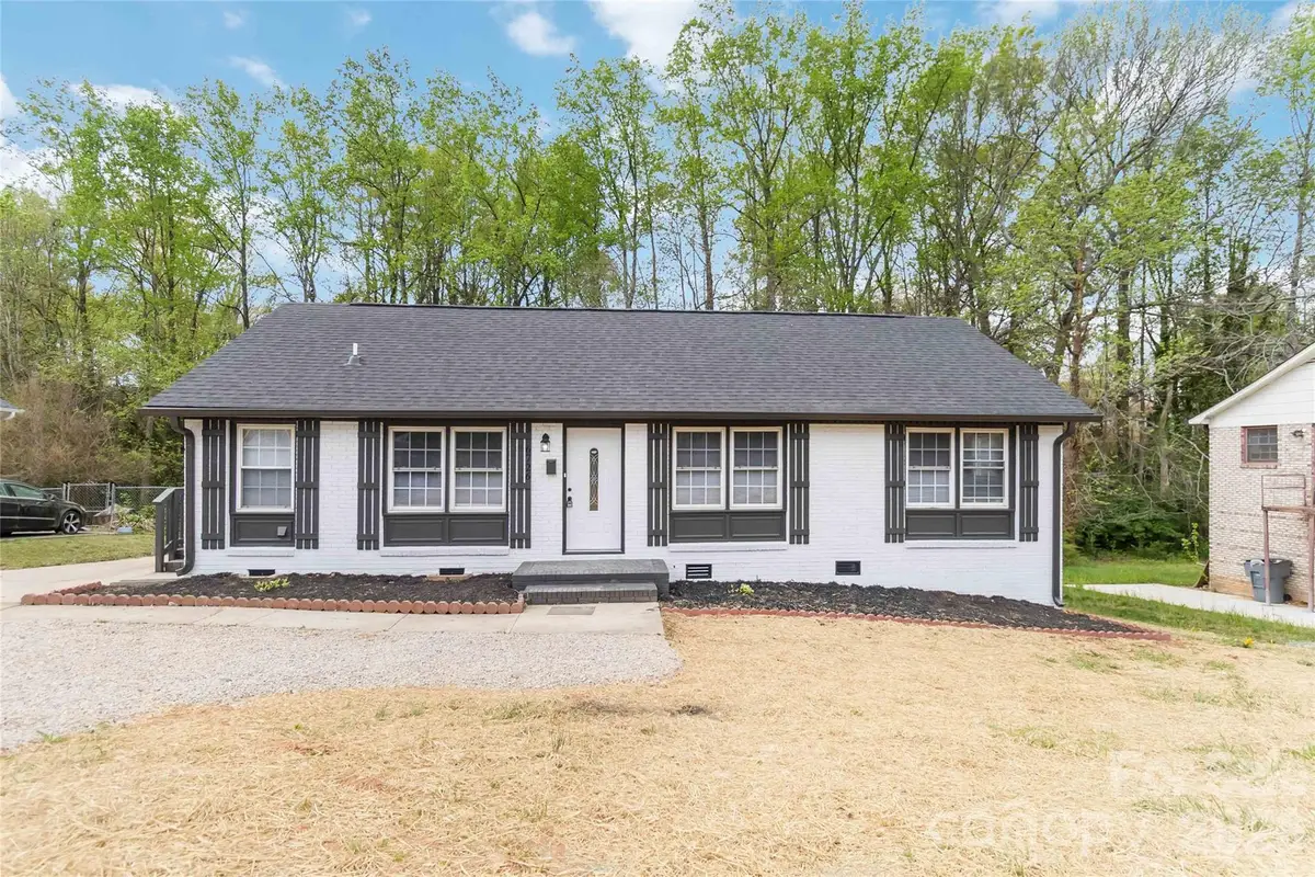 6726 Barrington Drive, Charlotte, NC 28215 - #1