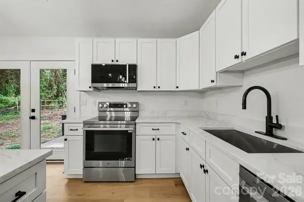 10237 Cairnsmore Place, Mint Hill, NC 28227