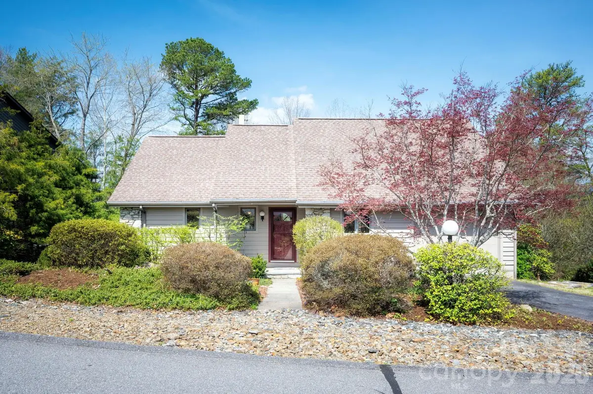 4 Zachary Ridge Road, Asheville, NC 28804 - #1