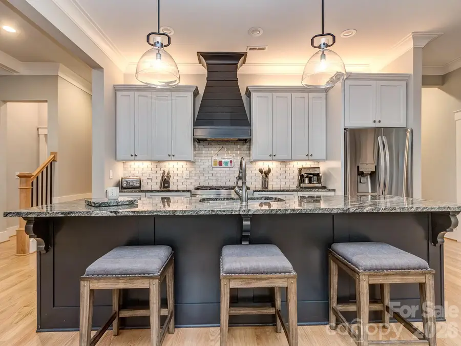 14124 Shelburne Village Drive, Charlotte, NC 28278 - #3