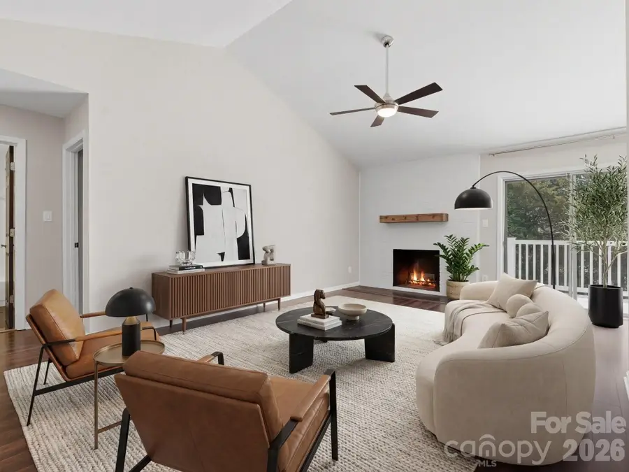 9308 S Vicksburg Park Court, Charlotte, NC 28210 - #3