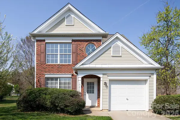 10219 Roundleaf Drive, Charlotte, NC 28213