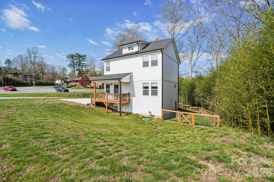 688 Dairy Street, Hendersonville, NC 28739 - #3