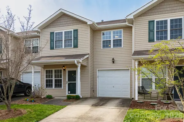 30 Chesire Way, Fletcher, NC 28732