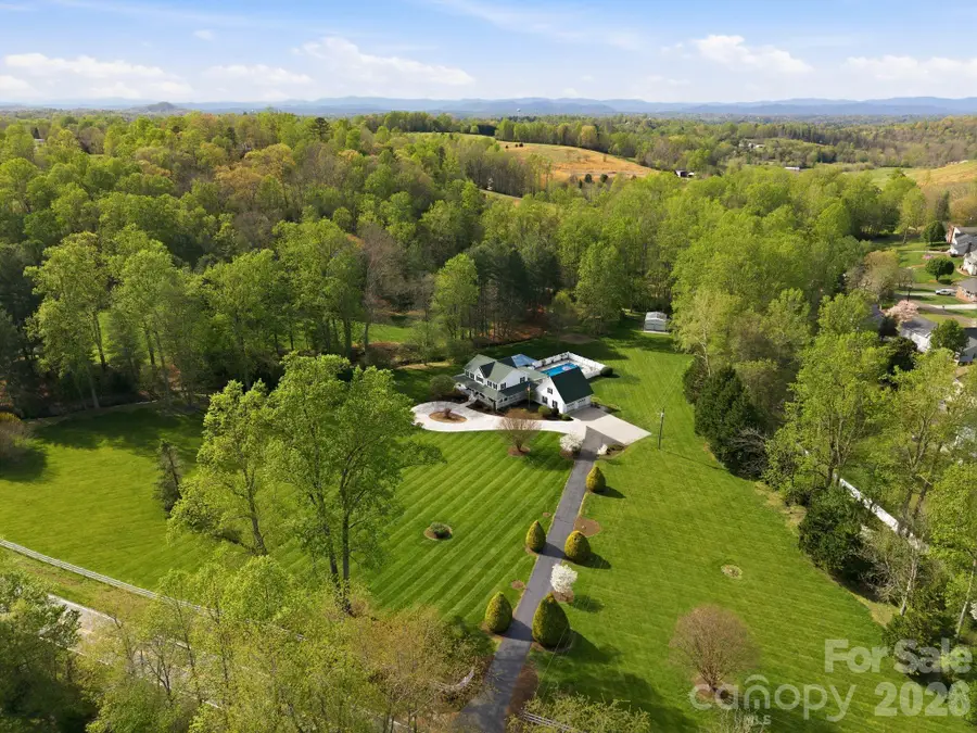 485 Country Club Road Extension, Wilkesboro, NC 28697 - #3