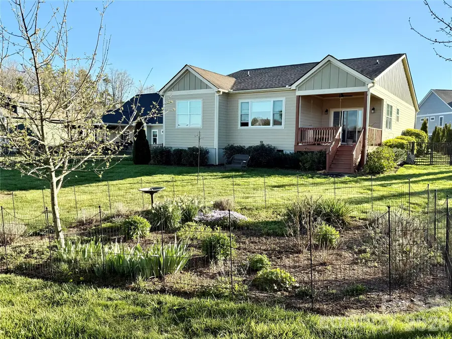 82 Blacksmith Run Drive, Hendersonville, NC 28792 - #3