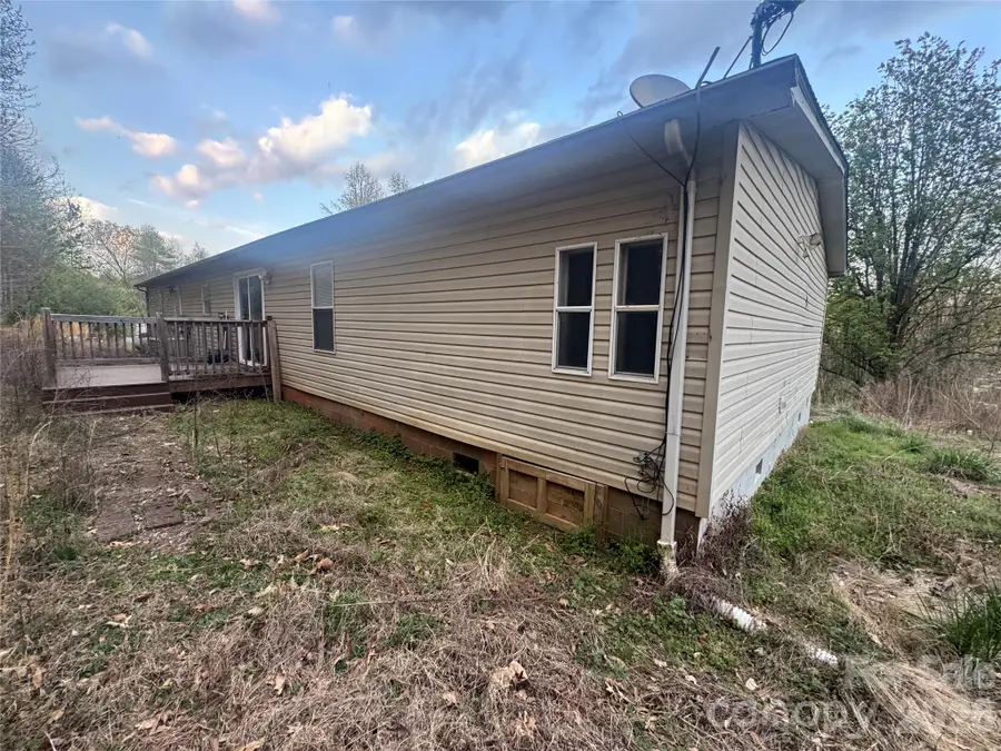 819 Milton Avenue Sw, Valdese, NC 28690 - #3