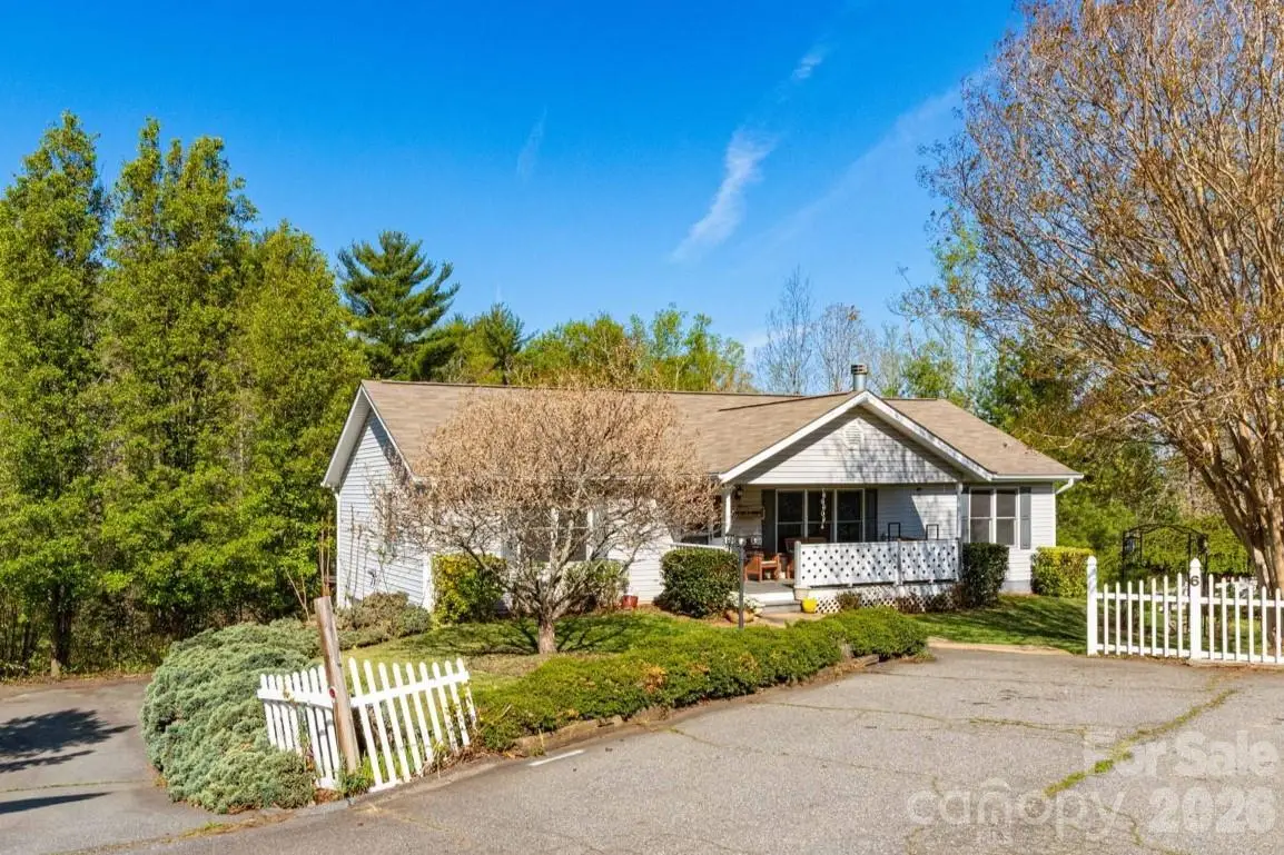 6 Arrowhead Lane, Weaverville, NC 28787 - #1