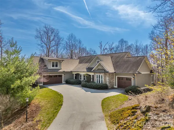 439 Monarch Road, Hendersonville, NC 28739