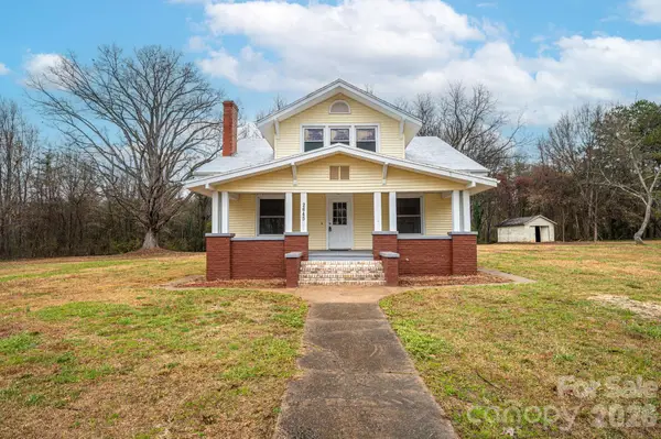 2645 Kool Park Road Ne, Hickory, NC 28601