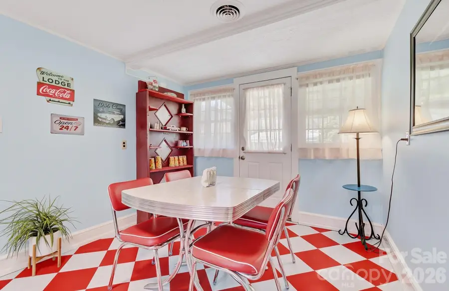 8 Concord Road, Asheville, NC 28803 - #3