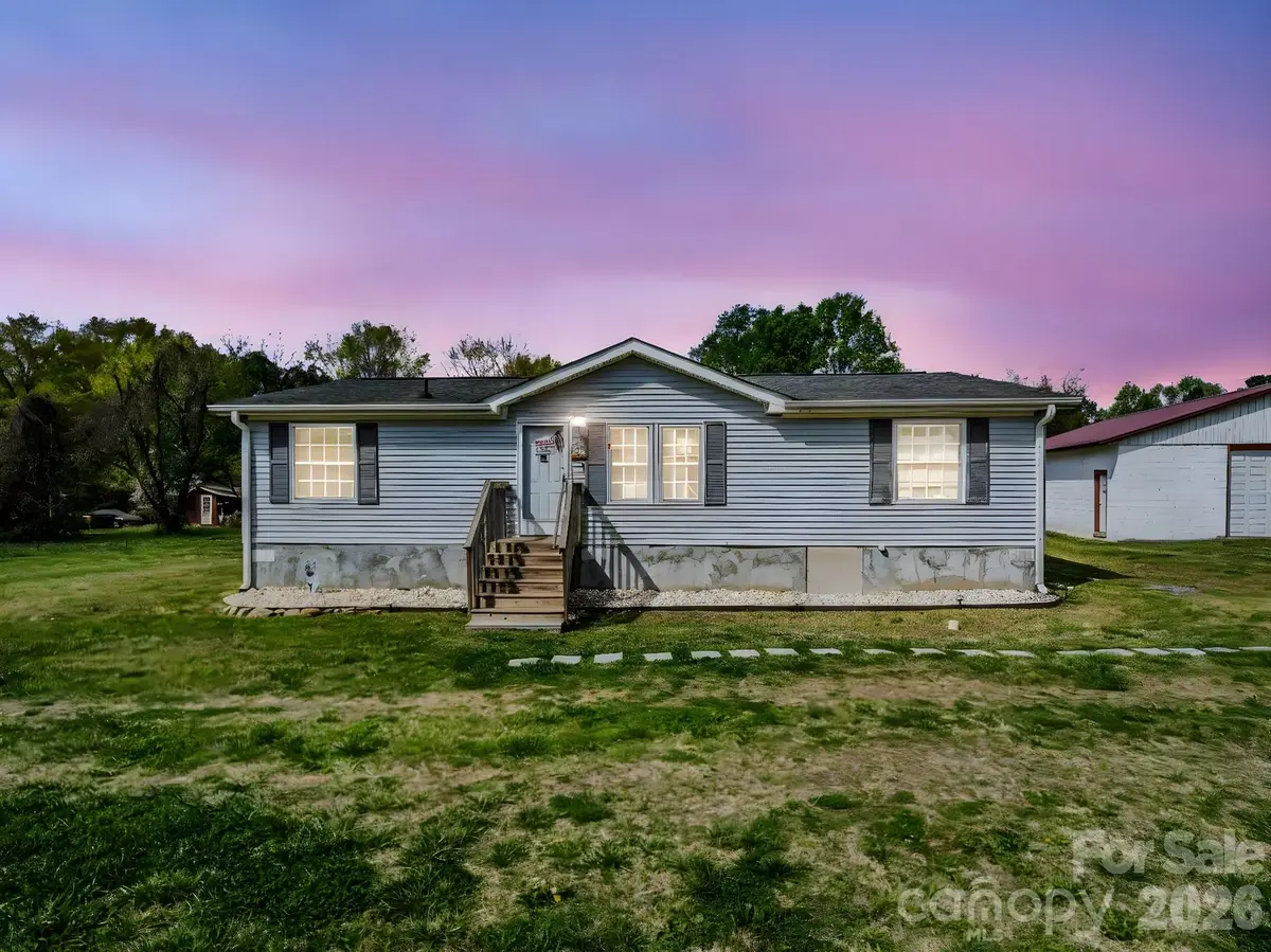 208 Oak Drive, Shelby, NC 28150 - #1