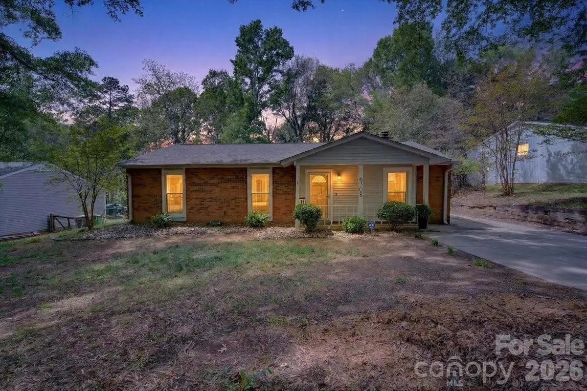 6308 Pineburr Road, Charlotte, NC 28211 - #1