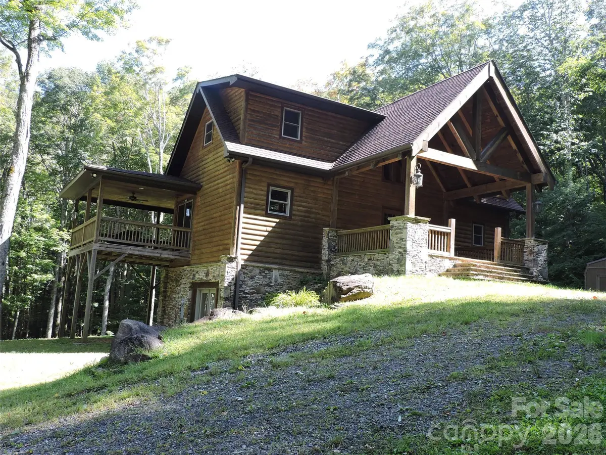 103 Chucks Lane, Bakersville, NC 28705 - #1