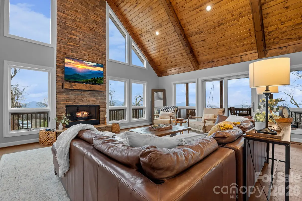 94 Silver Fox Ridge, Beech Mountain, NC 28604 - #1