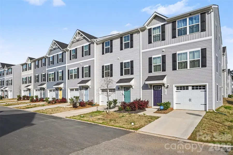 5051 Daybell Street, Charlotte, NC 28214 - #2