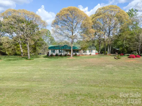 284 Blossom Hill Road, Lincolnton, NC 28092