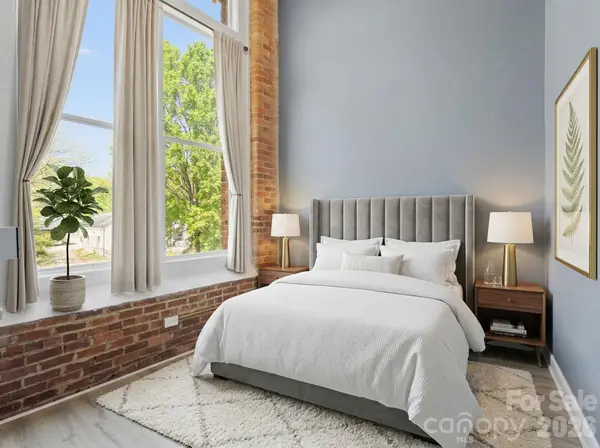 201 S Hoskins Road #236, Charlotte, NC 28208