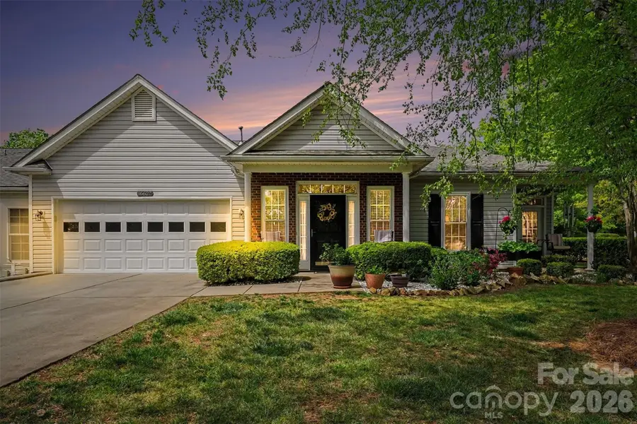 16627 Timber Crossing Road, Charlotte, NC 28213 - #2