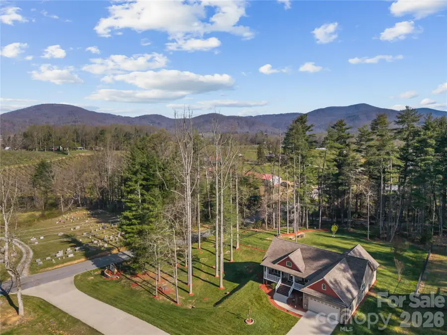 27 Pounding Mill Road, Hendersonville, NC 28792 - #3